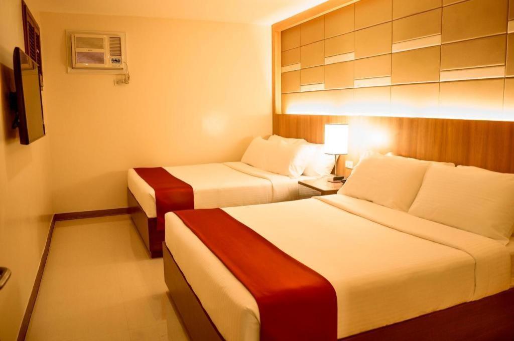 Hotel Veniz - Session Baguio City Exterior photo